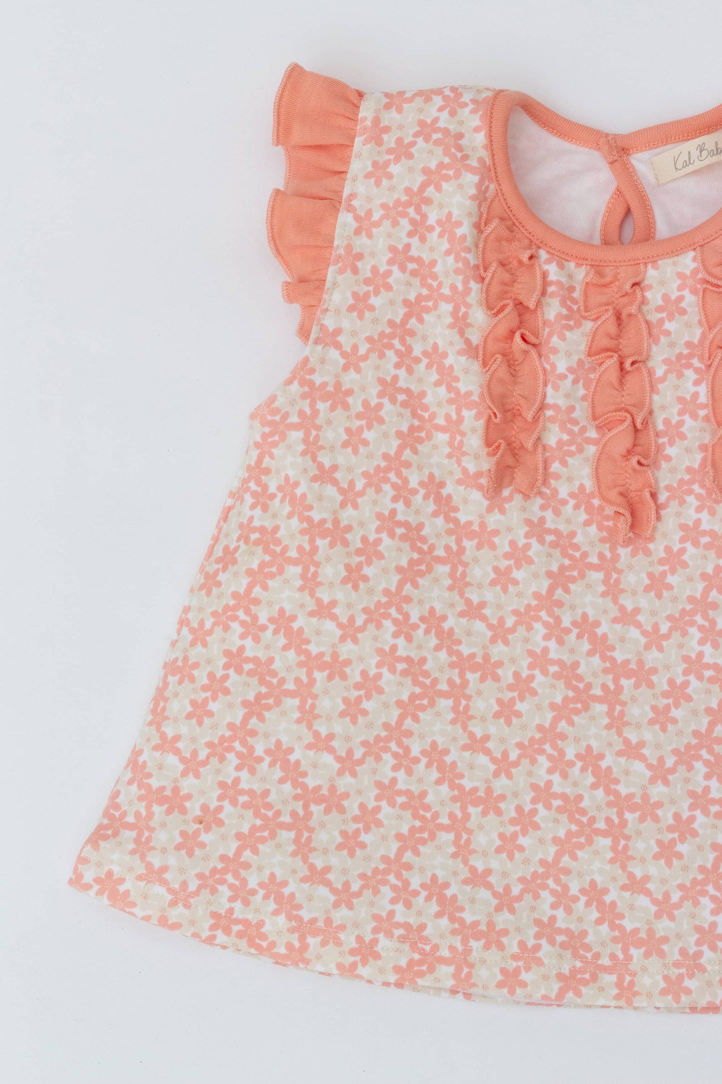 Contrasting ruffle sleeve A-line top