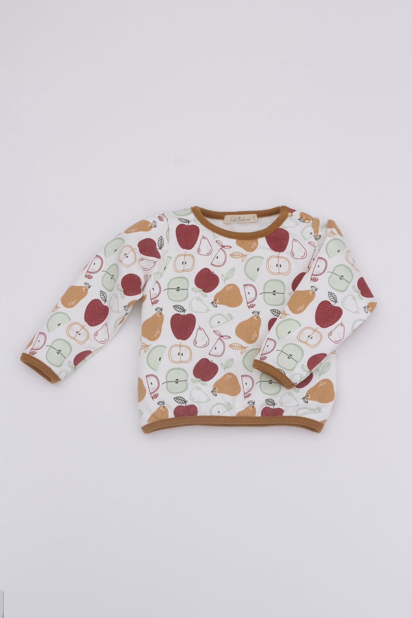 Organic sweatshirt apples