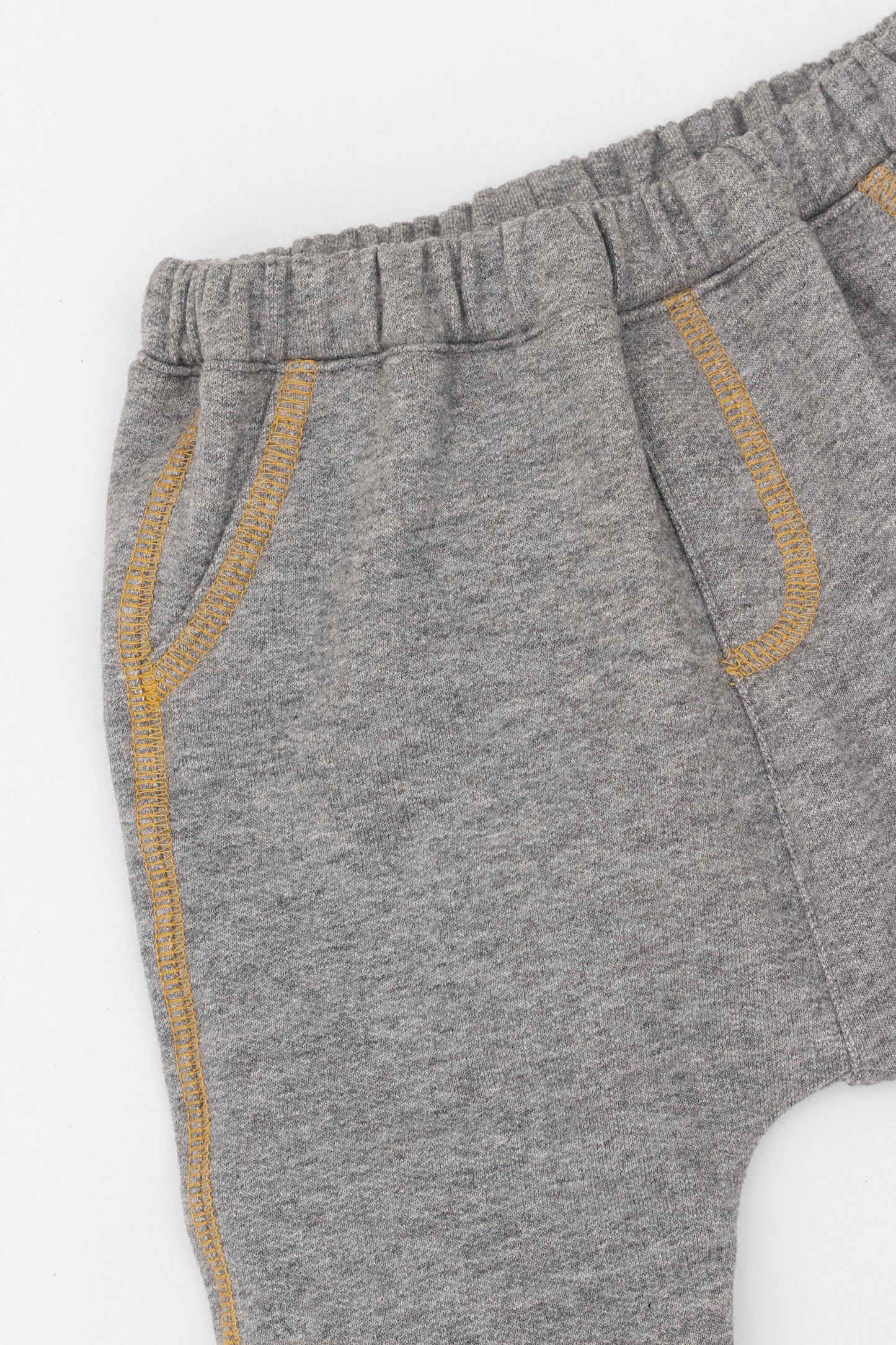 Organic contrast stitching pull-on pants grey