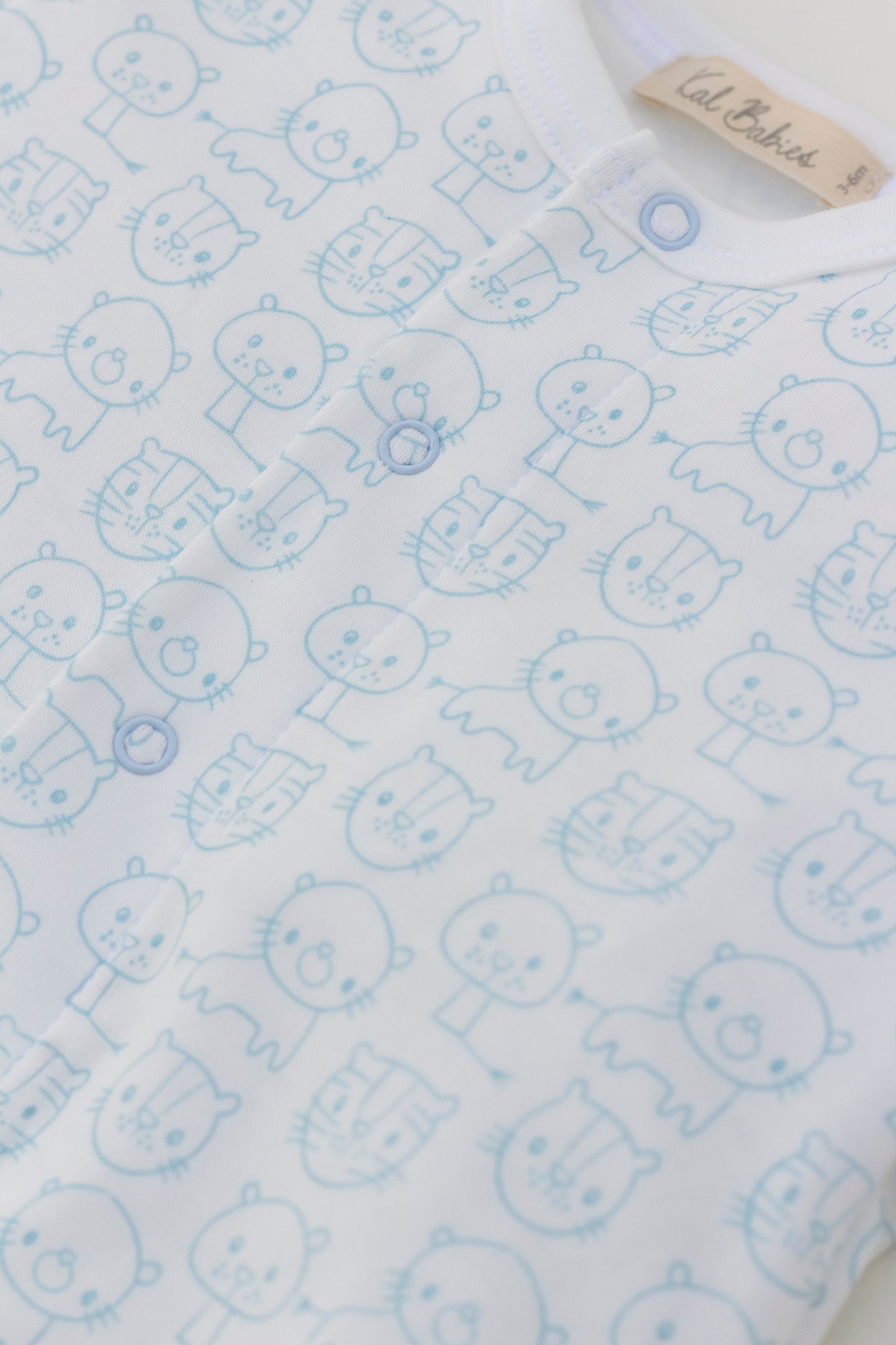 Shor sleeve romper  with snaps cats and dogs