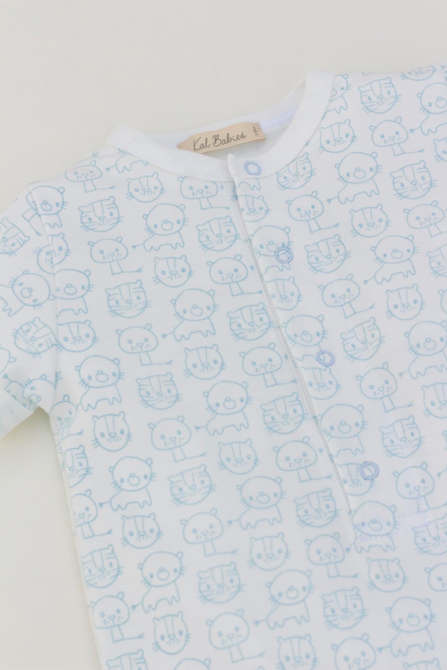 Shor sleeve romper  with snaps cats and dogs