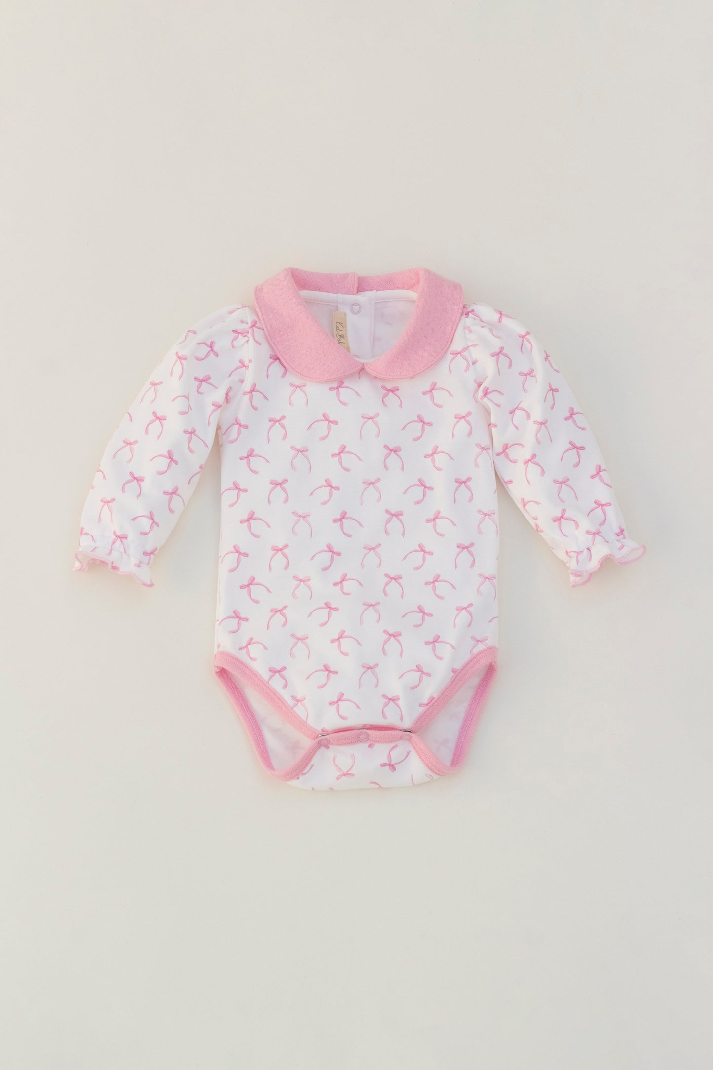 Long sleeve ribbons bodysuit with pink collar