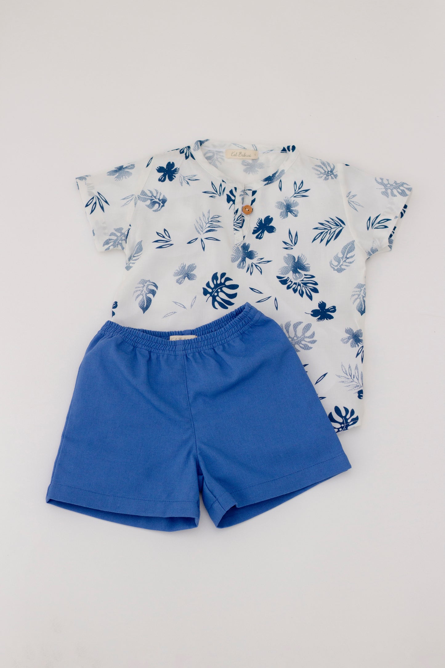 Kai's crew neck shirt with matching short set