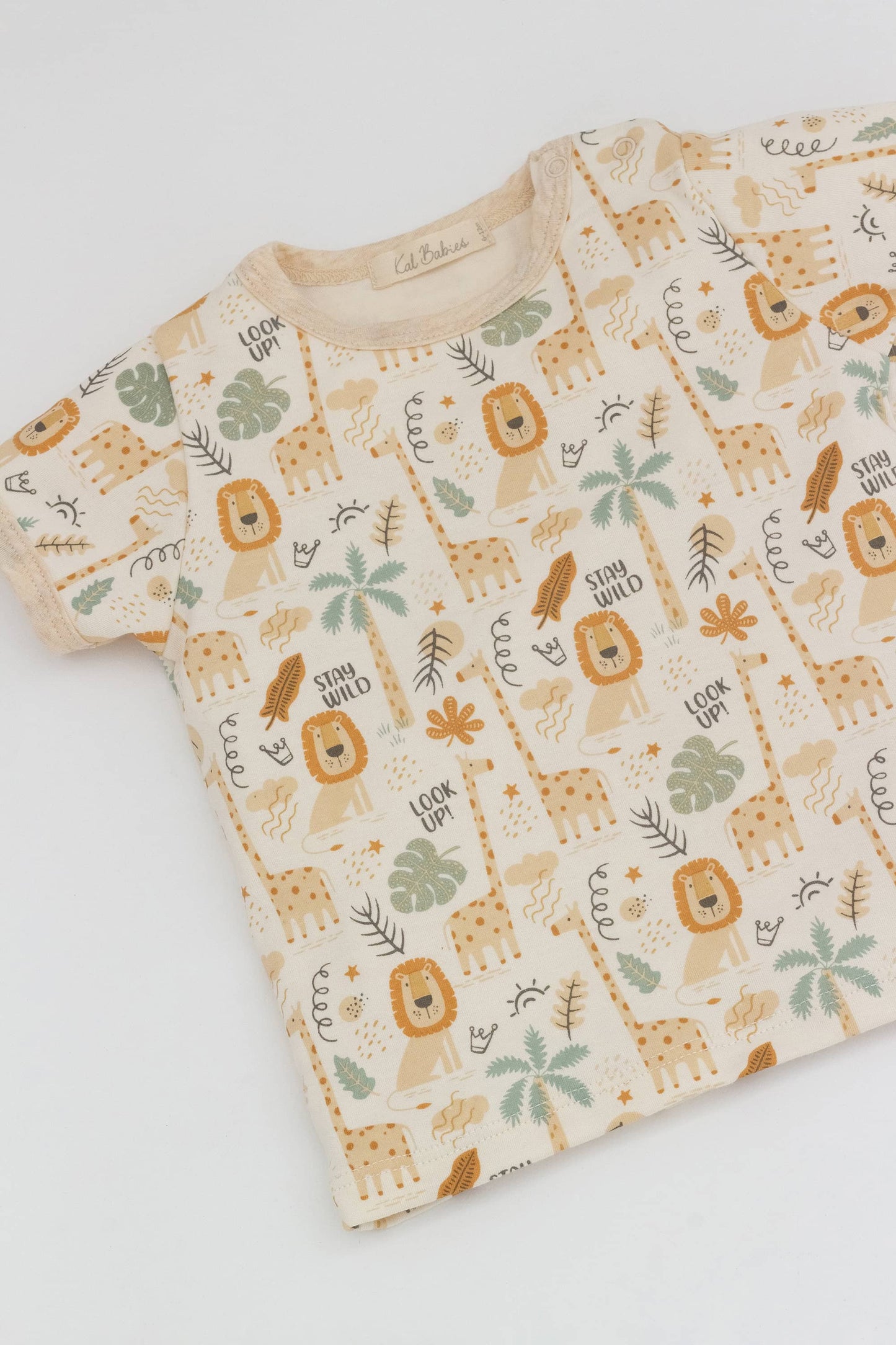 Organic crew neck t-shirt safari print